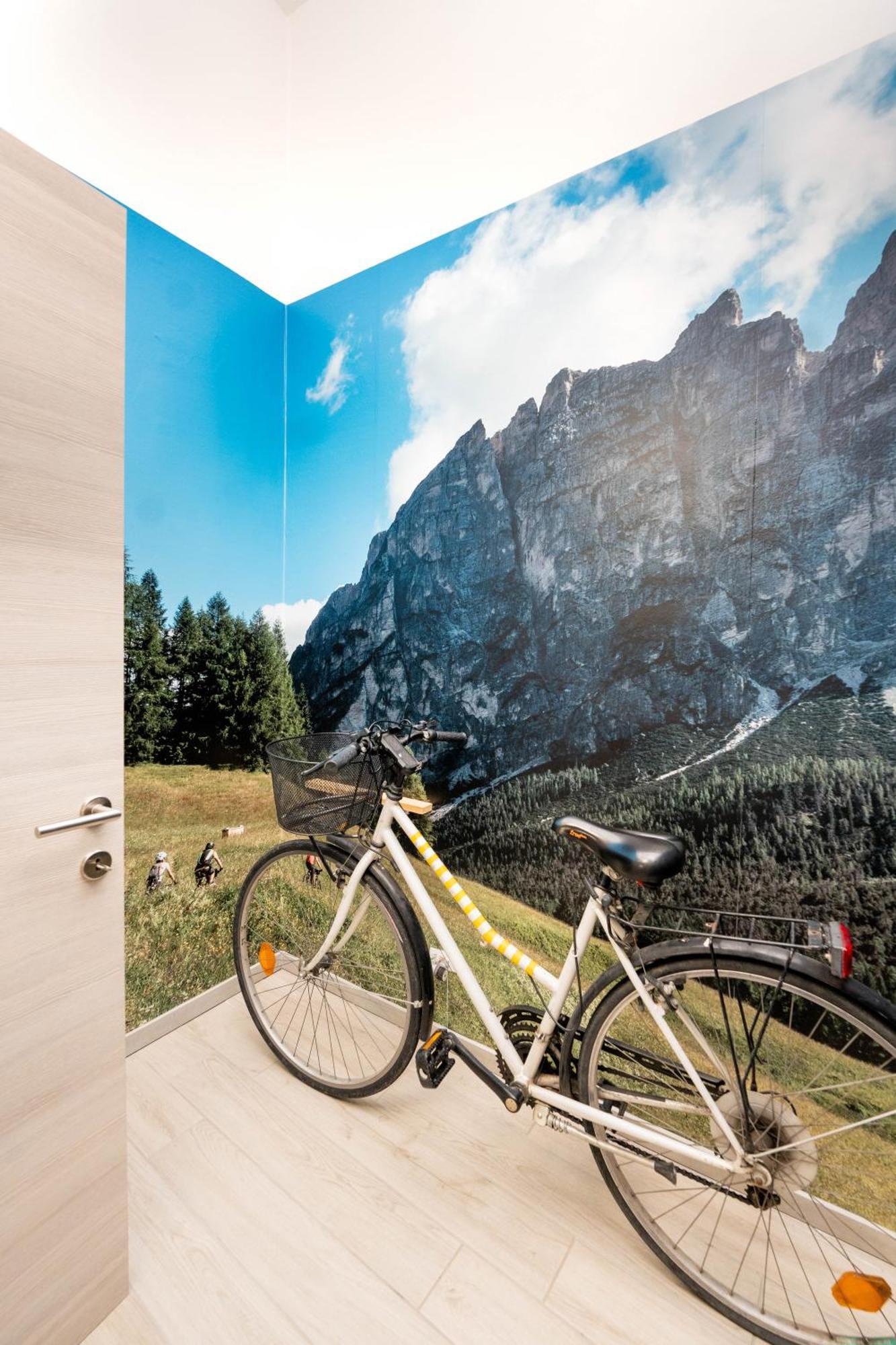 Cityu - Grazioli 27 Trento Centro Con Parcheggio Privato Gratuito Buitenkant foto